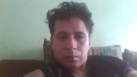 Snapshot of raiiaan_torricely chatting on December 2025 01:48:01 PM Rayan online show from December 2025 01:48:01 PM