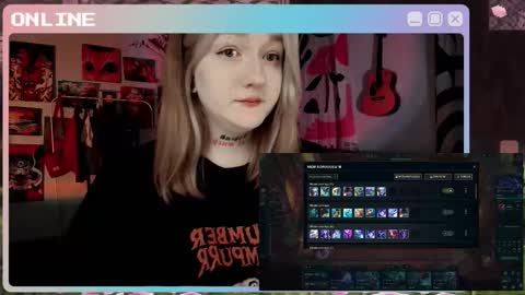 Kate online show from November 2025 09:03:02 PM