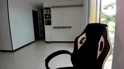 Snapshot of rainbow_jenny chatting on December 2024 08:45:02 PM Jennyindependent model . online show from December 2024 08:45:02 PM