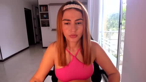 Snapshot of rainbow_jenny chatting on November 2025 06:08:01 PM Jennyindependent model . online show from November 2025 06:08:01 PM