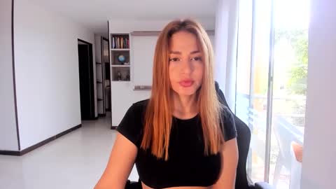 Snapshot of rainbow_jenny chatting on December 2025 05:32:01 PM Jennyindependent model . online show from December 2025 05:32:01 PM