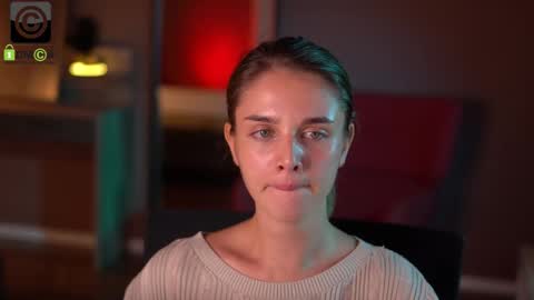 Raisa online show from November 2025 07:52:02 PM