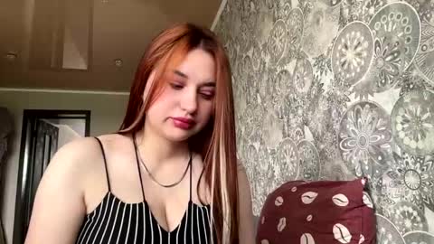 Snapshot of raisaklee chatting on June 2026 04:30:02 AM Cherry online show from June 2026 04:30:02 AM