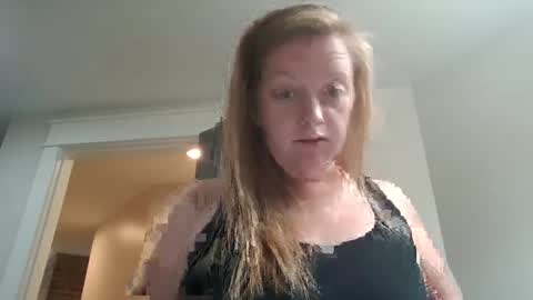 Snapshot of raisydainbow chatting on October 2025 01:43:02 PM raisydainbow online show from October 2025 01:43:02 PM