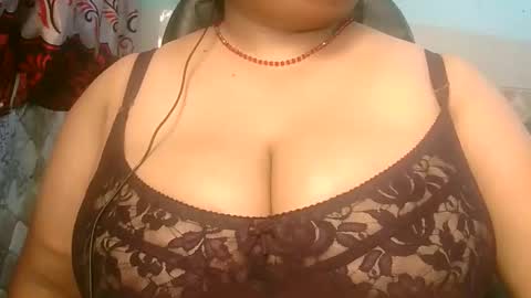 Snapshot of rakhi33888 chatting on November 2025 05:01:02 PM rakhi33888 online show from November 2025 05:01:02 PM