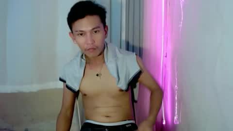 ralfhuge24 online show from May 2026 03:15:01 AM