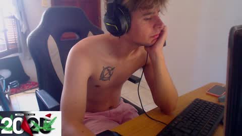 Snapshot of ramisexyloveyou chatting on January 2025 05:16:01 PM Ramiro online show from January 2025 05:16:01 PM