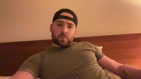 Snapshot of randomdude5950 chatting on February 2025 02:42:01 AM randomdude5950 online show from February 2025 02:42:01 AM