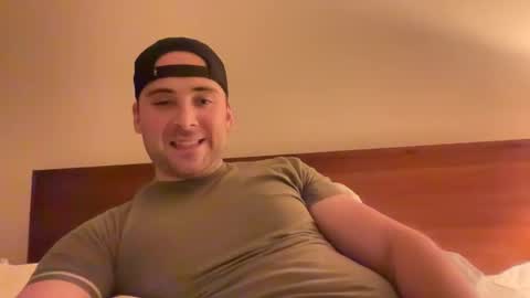 Snapshot of randomdude5950 chatting on September 2025 01:40:02 AM randomdude5950 online show from September 2025 01:40:02 AM