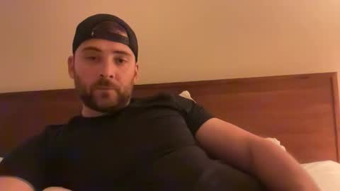 randomdude5950 online show from May 2026 01:35:01 AM