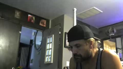 Snapshot of randybater8in chatting on November 2025 06:14:01 AM Randy8inbater online show from November 2025 06:14:01 AM