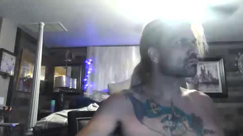 Snapshot of randybater8in chatting on November 2025 08:46:02 AM Randy8inbater online show from November 2025 08:46:02 AM