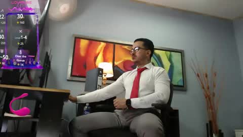 Snapshot of randylukehot chatting on May 2026 10:12:01 AM randylukehot online show from May 2026 10:12:01 AM
