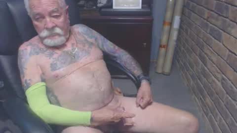 Snapshot of randyrodluvs69 chatting on October 2025 12:22:01 AM randyrodluvs69 online show from October 2025 12:22:01 AM