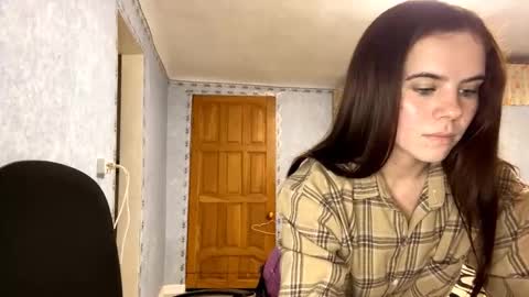 Snapshot of raneetagaloe chatting on September 2025 04:17:01 PM Lia online show from September 2025 04:17:01 PM