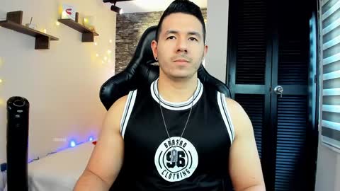 Jonas online show from January 2025 08:31:02 PM