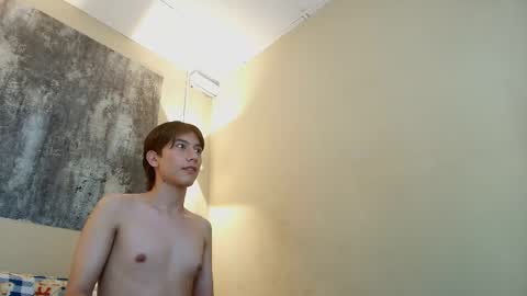 Snapshot of raphael_nyon1 chatting on May 2026 03:53:02 PM raphael_nyon1 online show from May 2026 03:53:02 PM