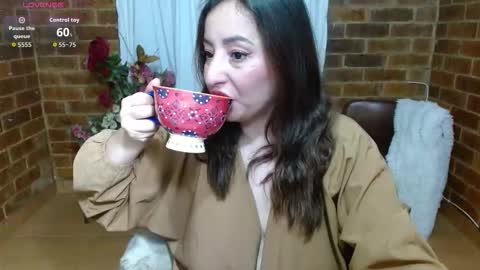 Raquel online show from February 2026 10:49:02 AM