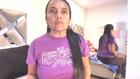 Raquel Moore  online show from February 2026 12:26:01 PM