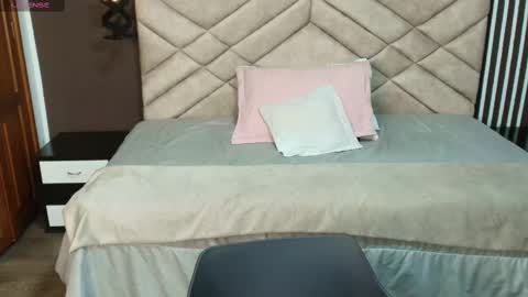 Snapshot of raqueljones_ chatting on March 2025 11:44:02 AM Raquel online show from March 2025 11:44:02 AM