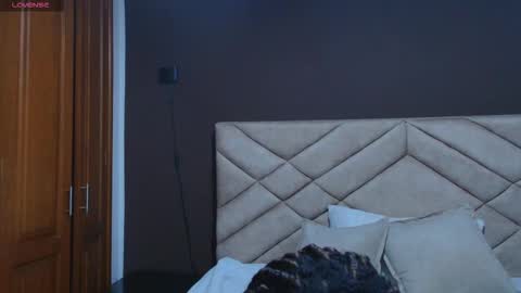 Snapshot of raqueljones_ chatting on November 2025 11:53:02 AM Raquel online show from November 2025 11:53:02 AM