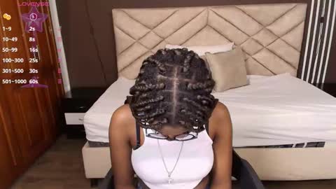 Snapshot of raqueljones_ chatting on December 2025 11:58:02 AM Raquel online show from December 2025 11:58:02 AM