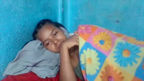 rasoelysca online show from December 2025 02:38:01 AM