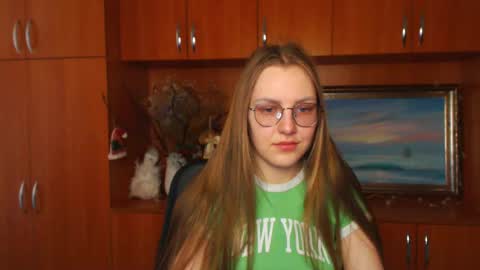 Snapshot of raspberry0101 chatting on February 2025 01:28:02 PM raspberry0101 online show from February 2025 01:28:02 PM