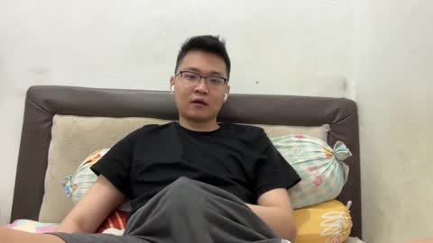 randomnaut online show from December 2024 06:17:02 PM