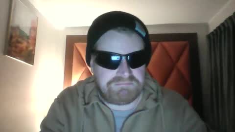 Snapshot of rathernotbeknown chatting on December 2025 12:44:02 PM rathernotbeknown online show from December 2025 12:44:02 PM