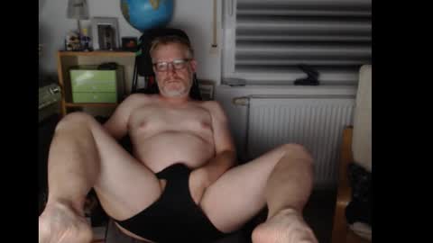 Snapshot of raunchyme chatting on September 2025 10:15:01 PM Raunchy me online show from September 2025 10:15:01 PM