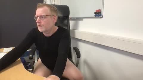 Snapshot of raunchyme chatting on December 2025 02:36:02 PM Raunchy me online show from December 2025 02:36:02 PM