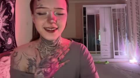 raven_armor online show from May 2026 05:06:01 PM