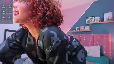 Raven Curly online show from November 2025 06:13:01 AM