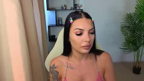 raven_inkk online show from November 2025 11:10:02 AM