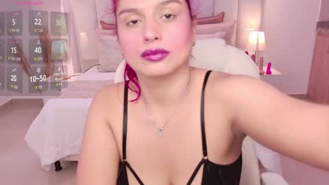 raven online show from May 2026 10:04:02 PM