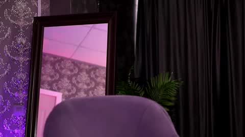 Rosa online show from November 2025 10:18:01 AM