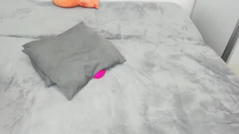 Raveneusbiter online show from March 2026 11:33:01 PM