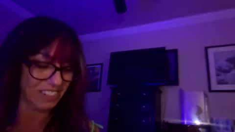 Snapshot of ravenoldschool11 chatting on October 2025 05:55:02 AM Raven online show from October 2025 05:55:02 AM