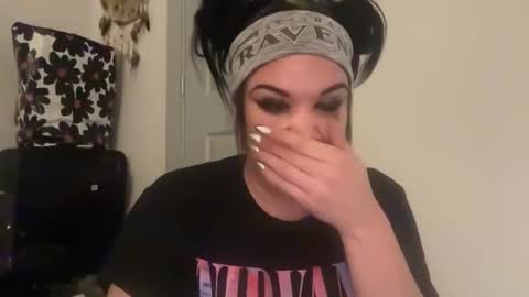 Raven Ray online show from April 2026 04:59:01 AM