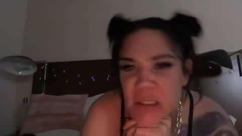 Raven Ray online show from May 2026 09:27:02 AM