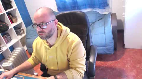 ravingr3d3 online show from March 2026 11:15:02 AM