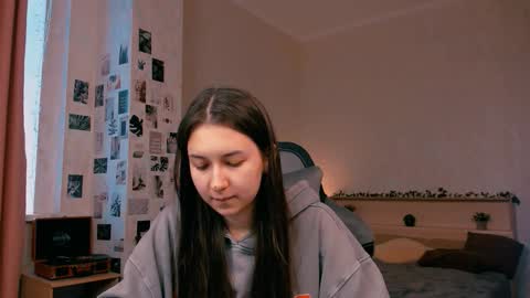 Alia Mereyn online show from October 2025 09:10:02 AM