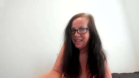 Ravishing Peach Goddess online show from March 2026 01:28:01 PM