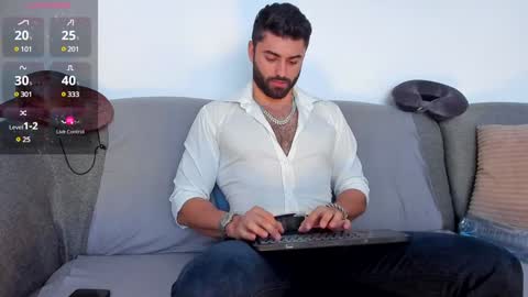 Snapshot of rawadam chatting on January 2025 06:46:01 AM Adam online show from January 2025 06:46:01 AM