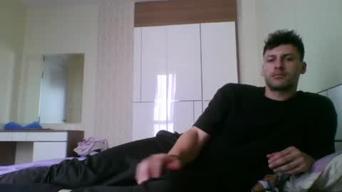 Snapshot of rawdr3 chatting on April 2026 05:32:02 AM rawdr3 online show from April 2026 05:32:02 AM