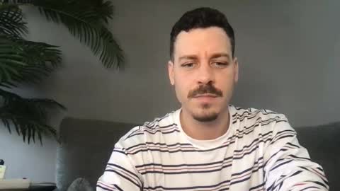 Snapshot of rawspn chatting on February 2026 10:51:02 AM rawspn online show from February 2026 10:51:02 AM