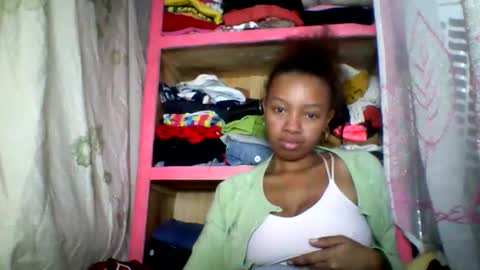 rayana_69 online show from June 2026 04:05:02 PM