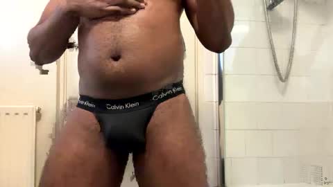 Snapshot of raydick1919 chatting on February 2025 08:42:01 AM Raydick online show from February 2025 08:42:01 AM