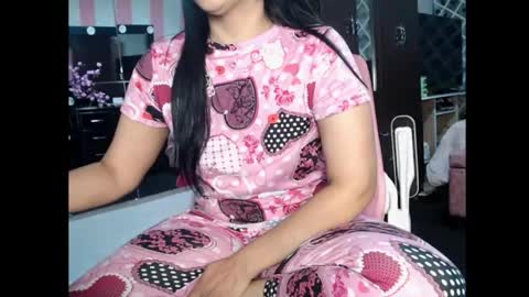 Snapshot of raysweet1 chatting on December 2025 09:22:02 PM RAY online show from December 2025 09:22:02 PM